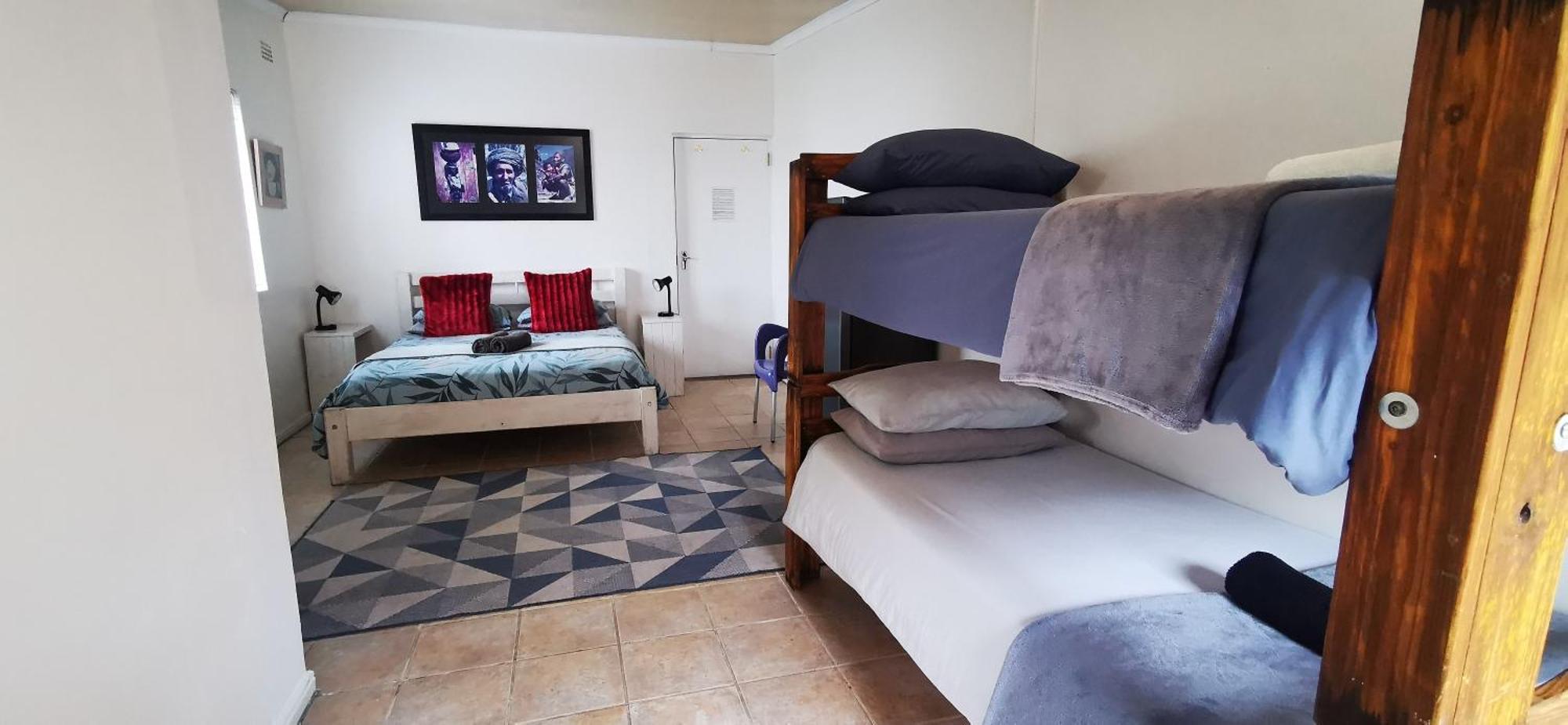 Hermanus Backpackers & Budget Accommodation Εξωτερικό φωτογραφία