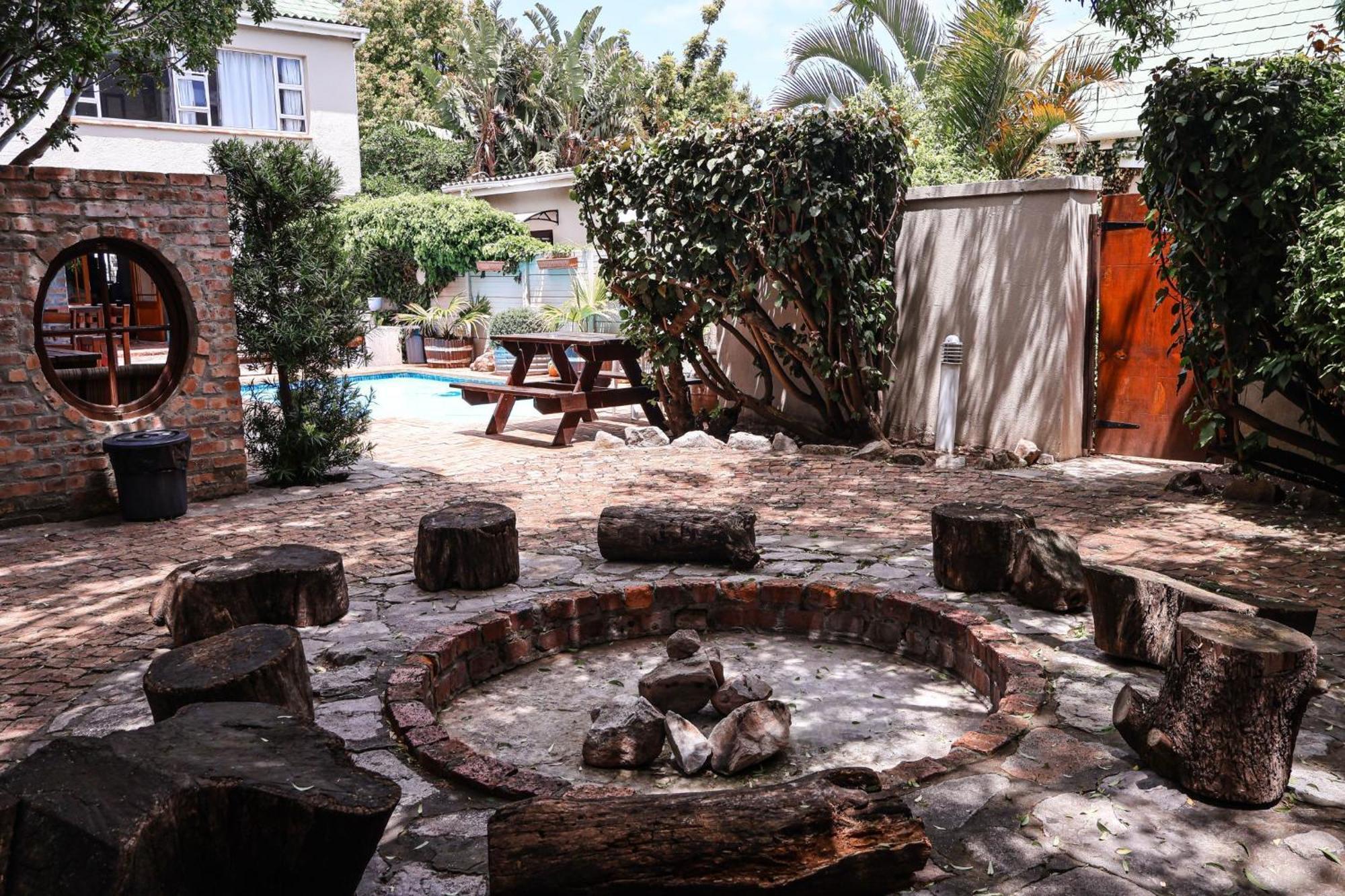 Hermanus Backpackers & Budget Accommodation Εξωτερικό φωτογραφία